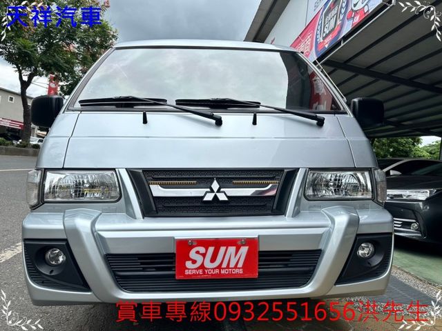 8人座工作車 可載貨載人 車況佳 喜歡電話洽詢天祥汽車 0932-551656。  第2張相片