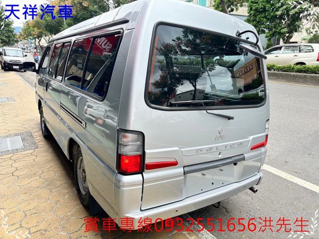 8人座工作車 可載貨載人 車況佳 喜歡電話洽詢天祥汽車 0932-551656。  第13張相片