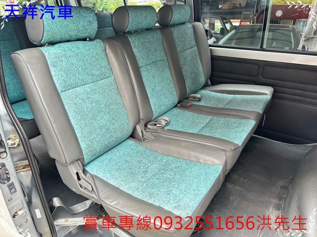 8人座工作車 可載貨載人 車況佳 喜歡電話洽詢天祥汽車 0932-551656。  第18張相片