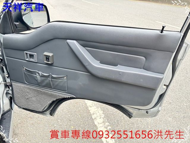 8人座工作車 可載貨載人 車況佳 喜歡電話洽詢天祥汽車 0932-551656。  第19張相片