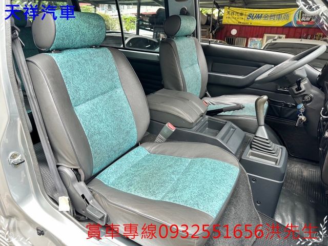 8人座工作車 可載貨載人 車況佳 喜歡電話洽詢天祥汽車 0932-551656。  第20張相片
