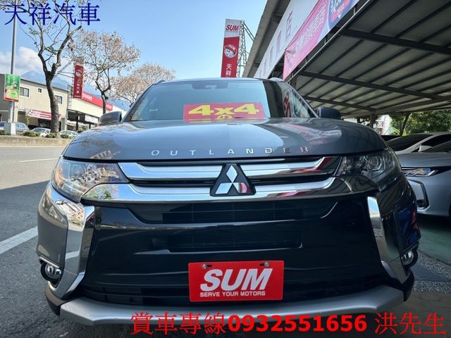 4WD 定速 ACC跟車盲點 電子式手剎車 痕溫 後座式出風口 喜歡電話洽詢天祥汽車 0932-551656。  第2張相片