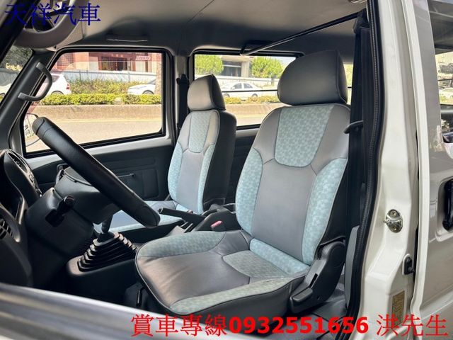 箱型貨車 工作好助手 喜歡電話洽詢天祥汽車 0932-551656。  第7張相片