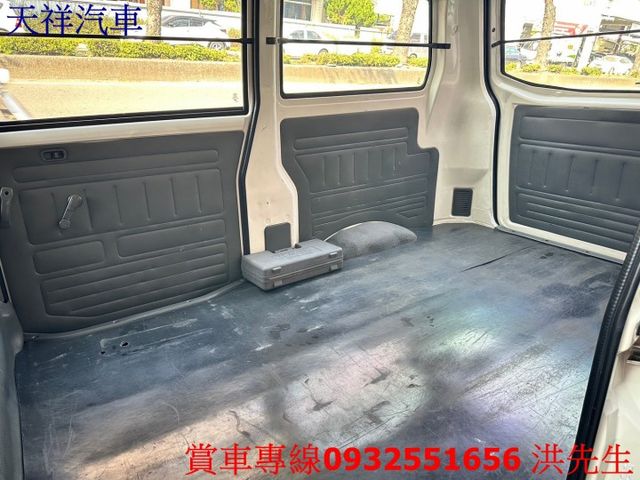 箱型貨車 工作好助手 喜歡電話洽詢天祥汽車 0932-551656。  第9張相片