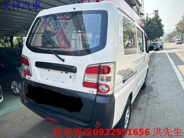 箱型貨車 工作好助手 喜歡電話洽詢天祥汽車 0932-551656。  第13張相片