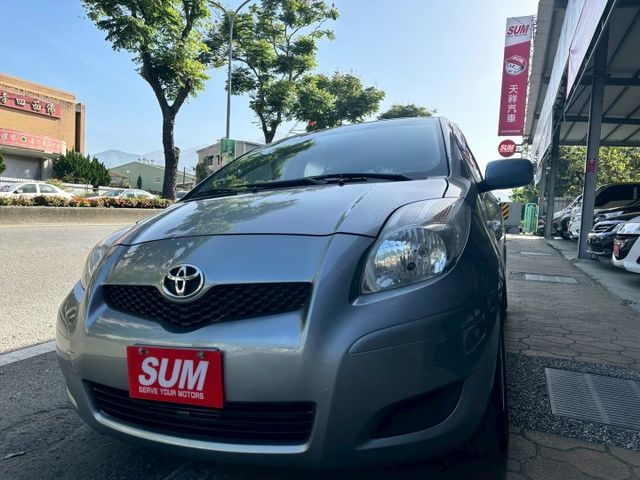 代步小車 市區好放好停 可全貸款 車況極佳  喜歡電話洽詢天祥汽車 0932-551656。  第3張相片