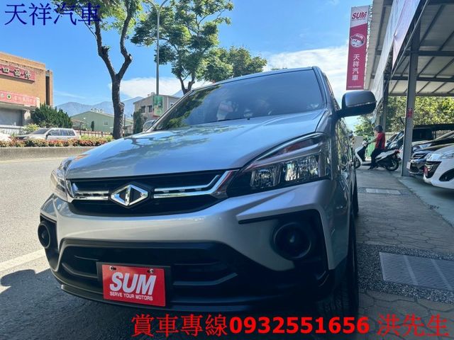 工作車 載人載貨兩用超方便 里程少 車況極佳 喜歡電話洽詢天祥汽車 0932-551656。  第3張相片