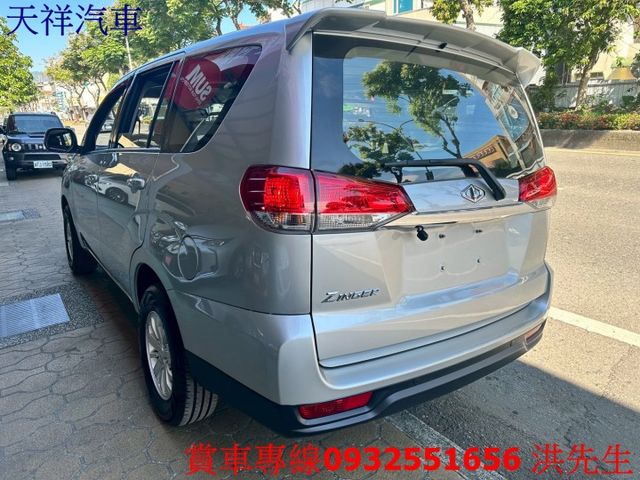 工作車 載人載貨兩用超方便 里程少 車況極佳 喜歡電話洽詢天祥汽車 0932-551656。  第12張相片