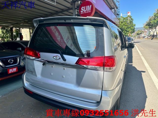 工作車 載人載貨兩用超方便 里程少 車況極佳 喜歡電話洽詢天祥汽車 0932-551656。  第14張相片