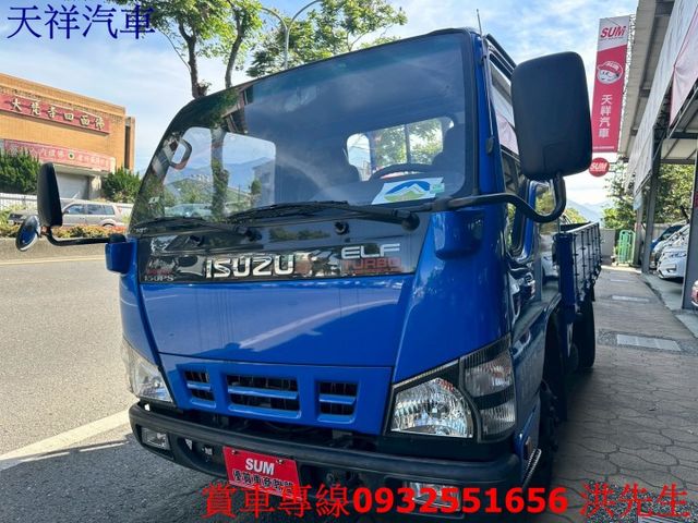 超耐操發財車 一手車只跑9萬多 貨斗10尺半 喜歡電話洽詢天祥汽車 0932-551656。  第3張相片