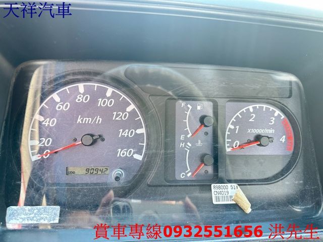 超耐操發財車 一手車只跑9萬多 貨斗10尺半 喜歡電話洽詢天祥汽車 0932-551656。  第5張相片