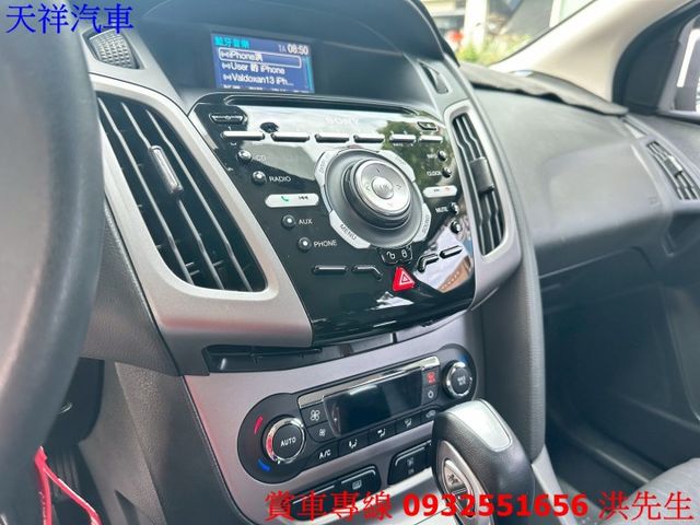 五門小鋼炮 2.0 運動版 定速 SONY音響 雙區恆溫 喜歡電話洽詢天祥汽車 0932-551656。  第7張相片