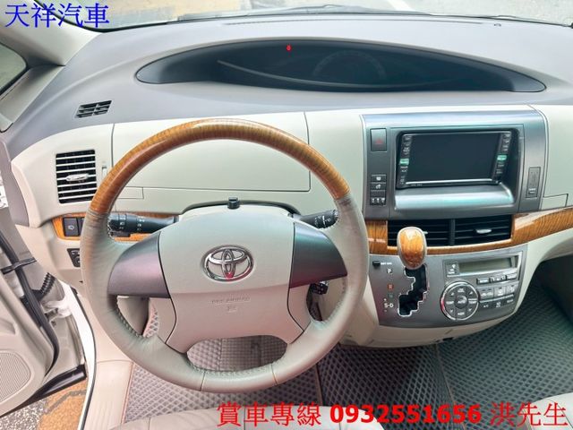 舒適SUV IKEY 摸門 定速 電動滑門 電動尾門 車況極佳 里程少 喜歡電話洽詢天祥汽車 0932-551656。  第5張相片