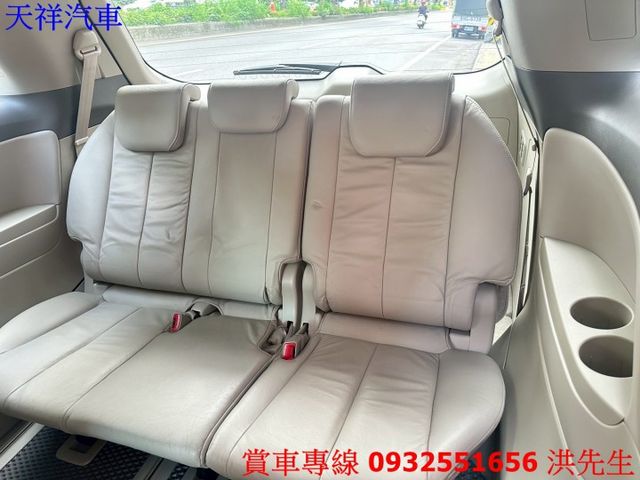 舒適SUV IKEY 摸門 定速 電動滑門 電動尾門 車況極佳 里程少 喜歡電話洽詢天祥汽車 0932-551656。  第11張相片