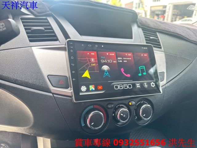 工作車 載人載貨兩用超方便 里程少 車況極佳 喜歡電話洽詢天祥汽車 0932-551656。  第7張相片