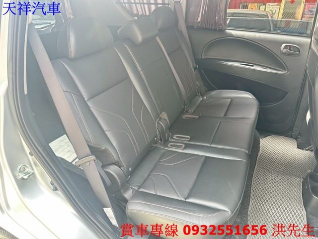 工作車 載人載貨兩用超方便 里程少 車況極佳 喜歡電話洽詢天祥汽車 0932-551656。  第15張相片
