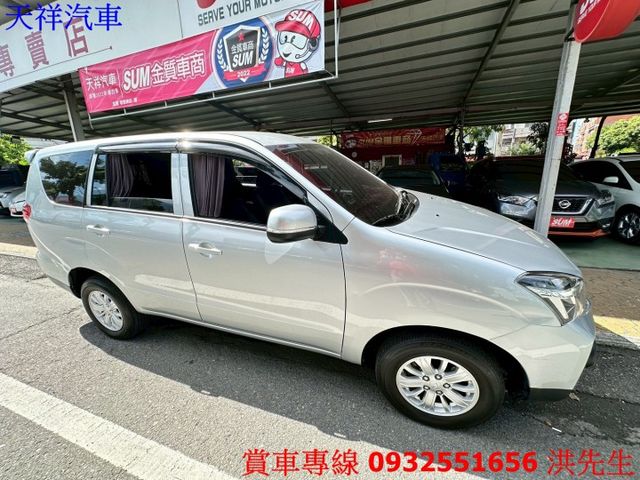 工作車 載人載貨兩用超方便 里程少 車況極佳 喜歡電話洽詢天祥汽車 0932-551656。  第17張相片