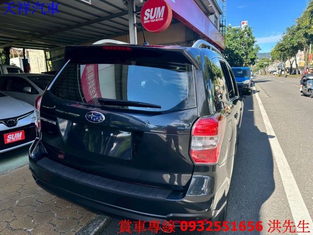 4WD 定速 換檔撥片 電動加熱座椅 雙區恆溫 倒車顯影 可全貸 喜歡電話洽詢天祥汽車 0932-551656。  第14張相片