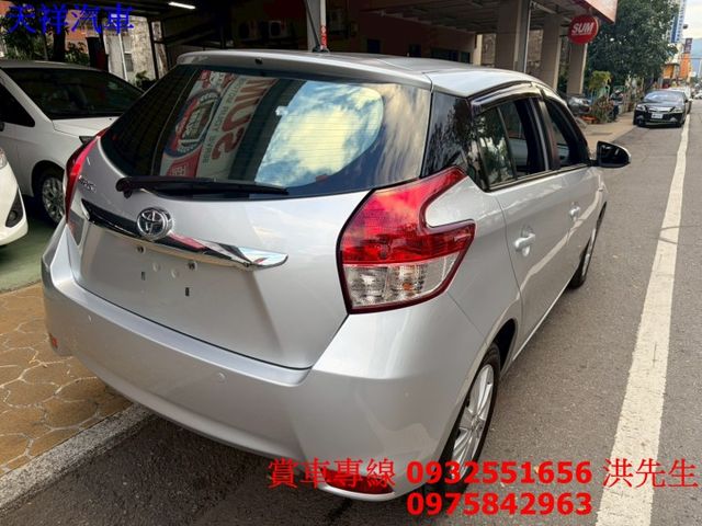 國民小車 陽春版 好開耐用 僅跑8 萬多公里 車況極佳 喜歡電話洽詢天祥汽車 0975-842963。  第13張相片