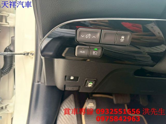 I-KEY 摸門 HUD抬顯 ACC跟車 雙區恆溫 油耗超級省 喜歡電話洽詢天祥汽車 0932-551656。  第8張相片