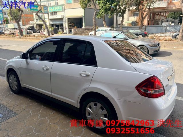 代步便宜小車 車況佳 喜歡電話洽詢天祥汽車 0932-551656。  第10張相片