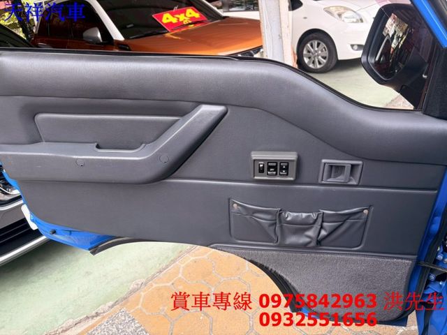 17得利卡 賺錢好幫手 僅跑7萬多 可全貸 車況極佳 喜歡電話洽詢天祥汽車 0975-842963。  第8張相片