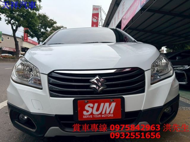 日系進口小車 定速 I-KEY 換檔撥片 恆溫 省稅省油車況極佳 喜歡電話洽詢天祥汽車 0975-842963。  第2張相片