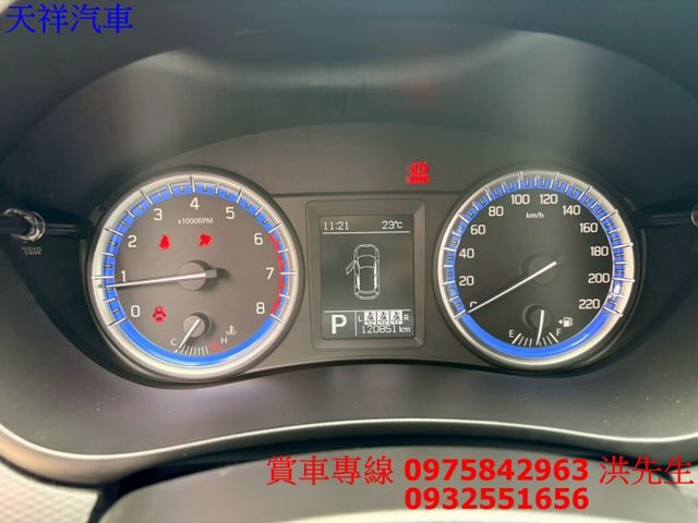 日系進口小車 定速 I-KEY 換檔撥片 恆溫 省稅省油車況極佳 喜歡電話洽詢天祥汽車 0975-842963。  第6張相片