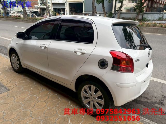 IKEY 恆溫 倒車雷達 好開好停車 車況極佳 喜歡電話洽詢天祥汽車 0975-842963。現正優惠中  第10張相片