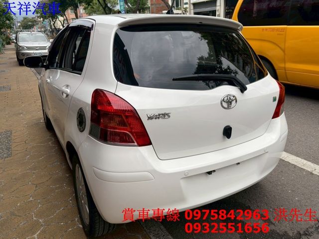 IKEY 恆溫 倒車雷達 好開好停車 車況極佳 喜歡電話洽詢天祥汽車 0975-842963。現正優惠中  第11張相片