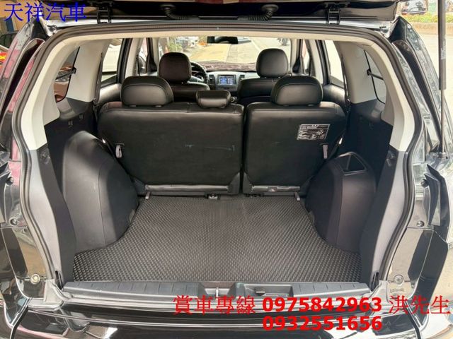 優質休旅 IKEY 定速 恆溫 倒車雷達 車況極佳 喜歡電話洽詢天祥汽車 0975-842963。  第14張相片