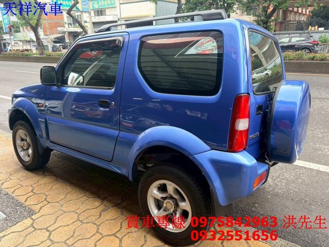 4WD 里程少 上山下海小幫手  車況佳 喜歡電話洽詢天祥汽車 0975-842963。  第11張相片