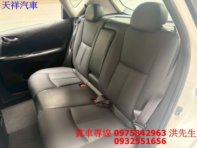 小家庭愛車 IKEY  定速 安卓機 恆溫 好開好停車 車況極佳 喜歡電話洽詢天祥汽車 0975-842963。  第9張相片