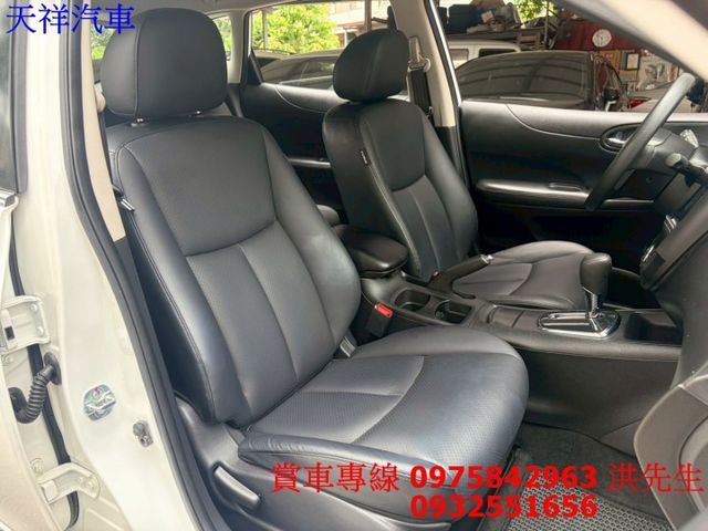 小家庭愛車 IKEY  定速 安卓機 恆溫 好開好停車 車況極佳 喜歡電話洽詢天祥汽車 0975-842963。  第16張相片