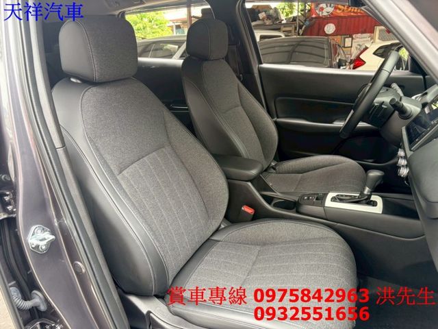I-KEY 換檔撥片 ACC跟車 倒車顯影 恆溫空調 循跡防滑 車況極佳 喜歡電話洽詢天祥汽車 0975-842963。  第18張相片