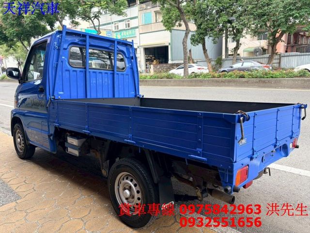 4WD 1.2貨車 賺錢好幫手 可全貸 喜歡電話洽詢天祥汽車 0975-842963。  第9張相片