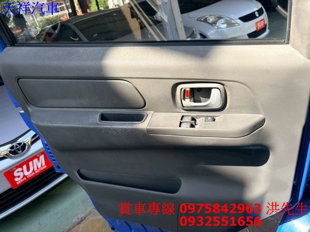 4WD 白鐵斗 後帆布 里程少 便宜小貨車 喜歡電話洽詢天祥汽車 0975-842963。  第8張相片