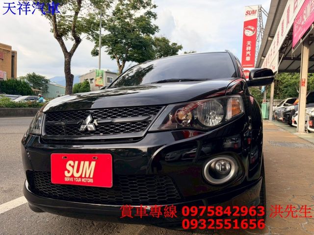 4WD 定速 恆溫 安卓機 恆溫 換檔撥片車況極佳 喜歡電話洽詢天祥汽車 0975-842963。  第3張相片