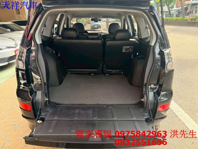 4WD 定速 恆溫 安卓機 恆溫 換檔撥片車況極佳 喜歡電話洽詢天祥汽車 0975-842963。  第15張相片