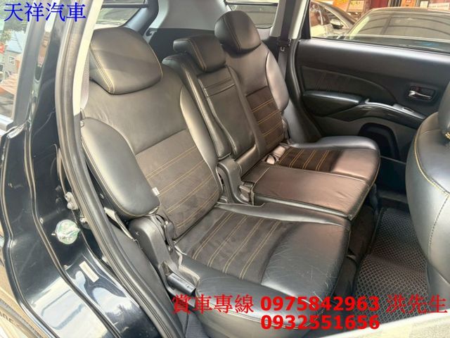 4WD 定速 恆溫 安卓機 恆溫 換檔撥片車況極佳 喜歡電話洽詢天祥汽車 0975-842963。  第16張相片