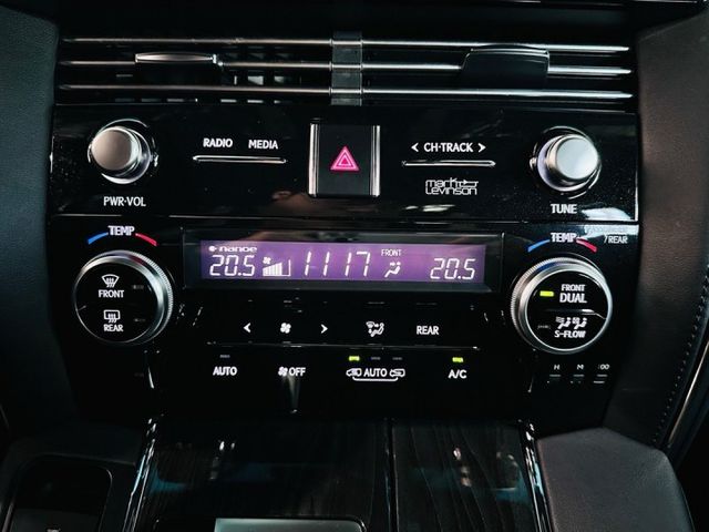 #全車底盤隔音＃另裝迎賓踏板  第12張相片