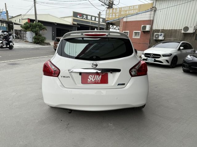 BIG TIIDA 5D  第4張相片