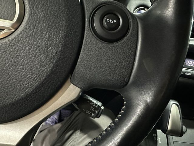省油進口 油電小車  第11張相片