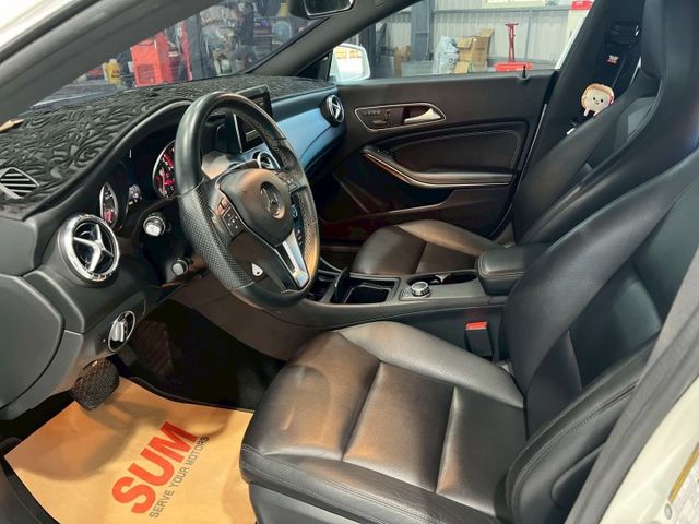 CLA-CLASS  第8張相片