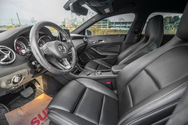 市場最低里程 小改後 內外氣氛漂亮  第9張相片