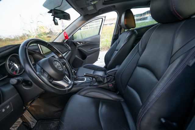 掀背靈活運用 定速巡航 藍牙通訊  第14張相片