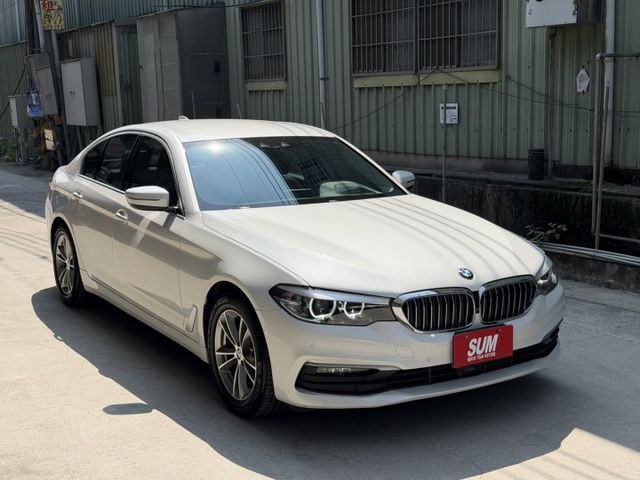 5AT跟車系統 電動尾門 大滿配  第1張相片