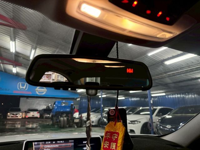 全車精品改裝/M3包/原版件/四出尾管/丁字褲盤子  第10張相片