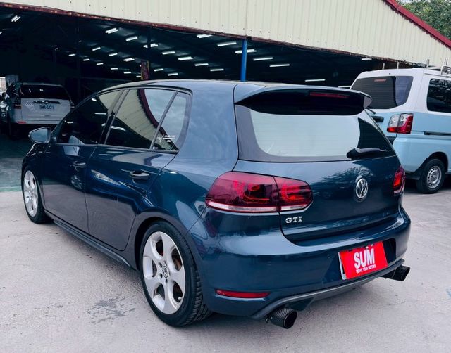 2012年/GTI/2.0L/漂亮的藍  第11張相片
