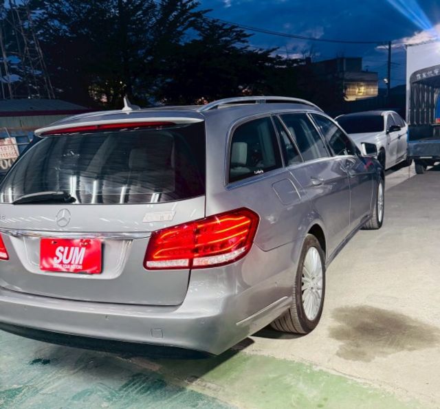 E-CLASS COUPE C207  第9張相片